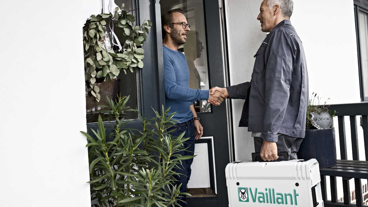 Técnico de Instalación de bombas de calor Vaillant Técnico de Instalación de bombas de calor Vaillant